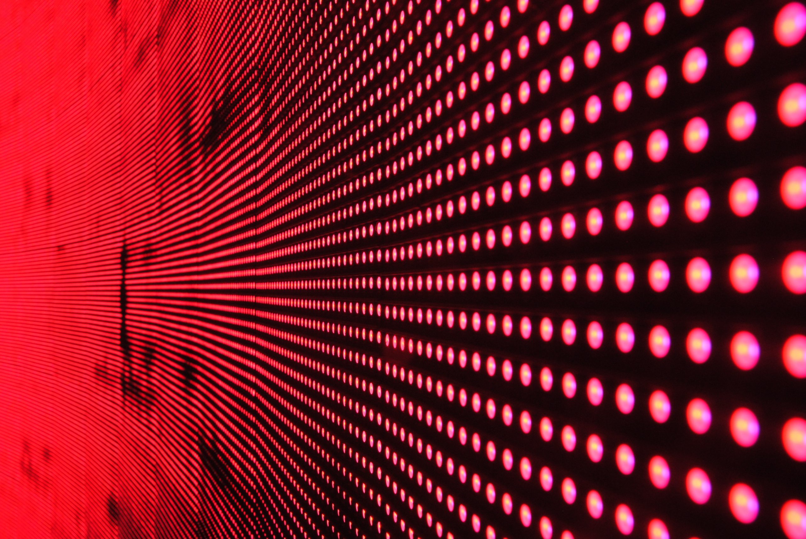 Santander tem lucro recorrente de R$ 4 bi no primeiro tri; acessos digitais crescem 39% em um ano