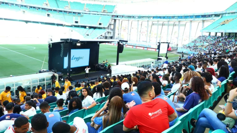 Público participante do NAUFest, evento de inovação da JA Brasil