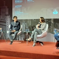 Henrique Navarro/Santander, Alexandre Riccio/Inter, Erica Stols/Creditas e Jamil Marques/Neon na 26ª Conferência Anual Santander | Imagem: Danylo Martins