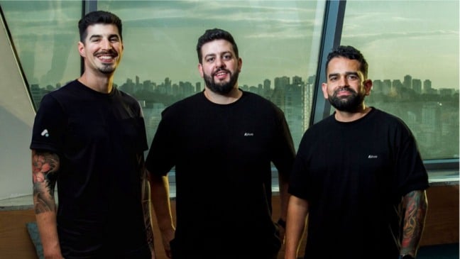 Rodrigo Rodrigues, Juan José Behrend e Carlos Marín/Akua | Imagem: divulgação