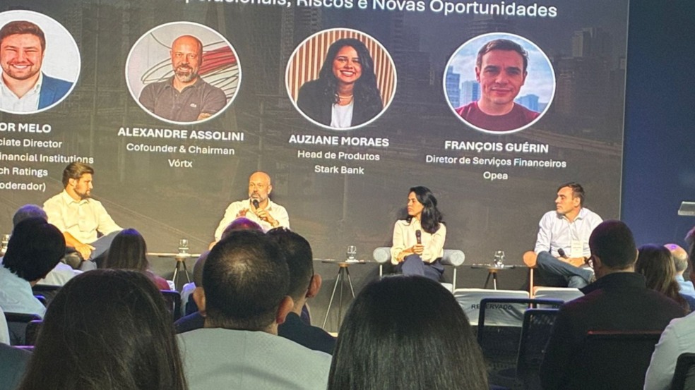 Evento Fitch on Fintechs 2025 | imagem: Léa De Luca
