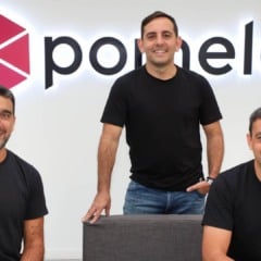 Da dir. para a esq., Gaston Irigoyen, Juan Fantoni e HernanCorral/Pomelo | Imagem: Agustina Maciel